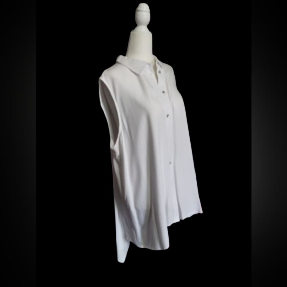 NWT Elegant Fever High & Low Hem, White Sleeveless Button Down Blouse XL